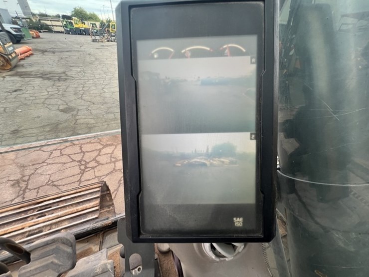 2017-volvo-ec220el-image-55