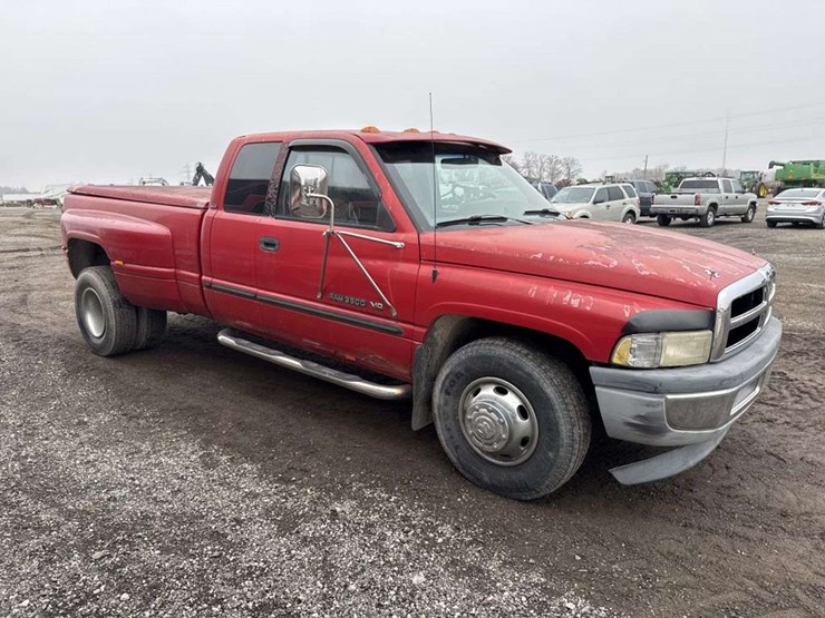 2000-dodge-ram-3500-image-6