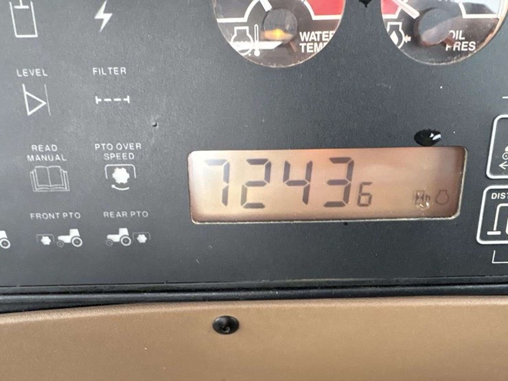 john-deere-8300-image-21