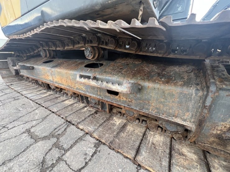 2017-volvo-ec220el-image-35