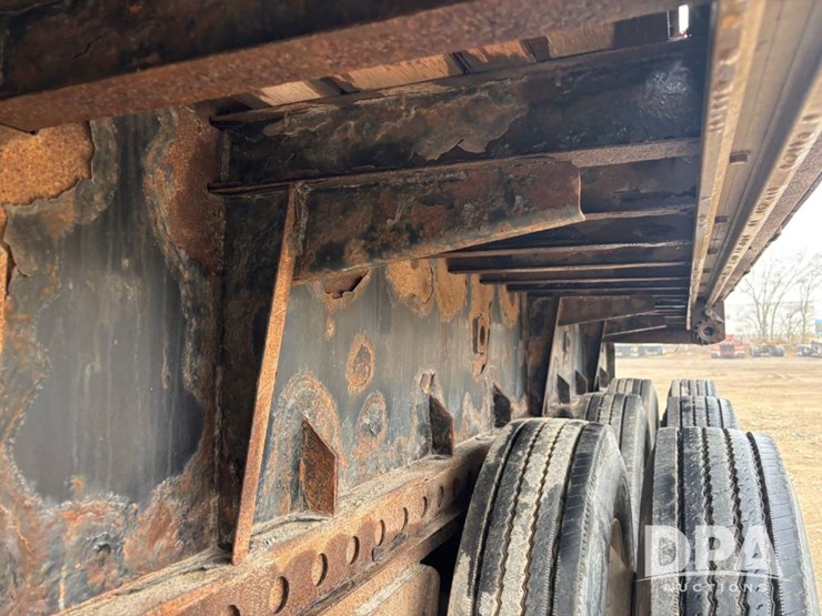 2012-manac-extendable-flatbed-image-37