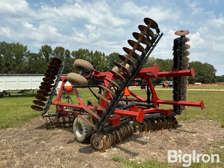 2018-case-ih-345-image-7