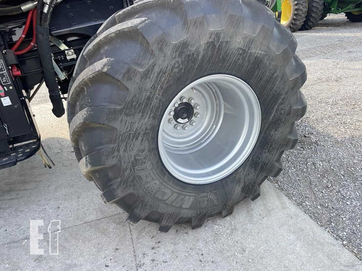 2024-case-ih-8250-image-31