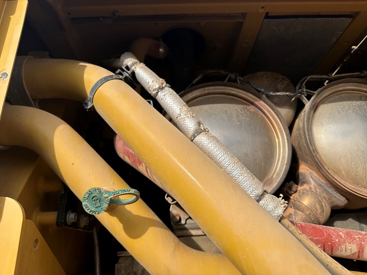 2022-caterpillar-140gc-image-66