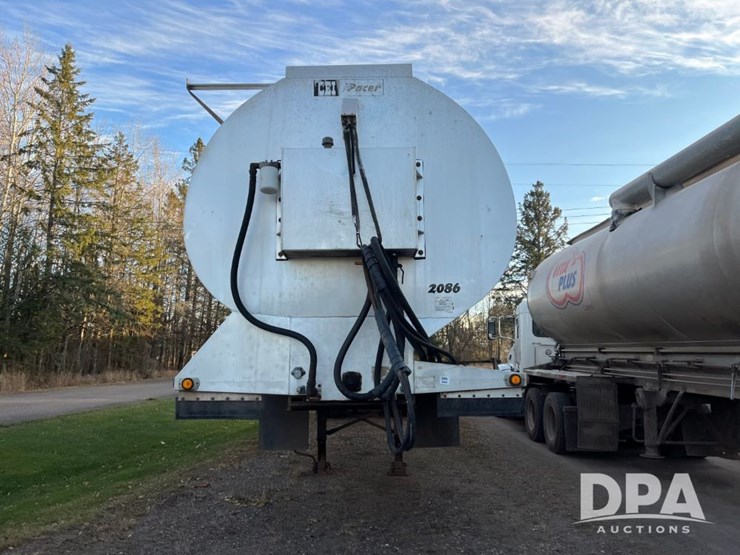 2005-cei-pacer-feed-trailer-(jn3420,-unit-2086)-image-2