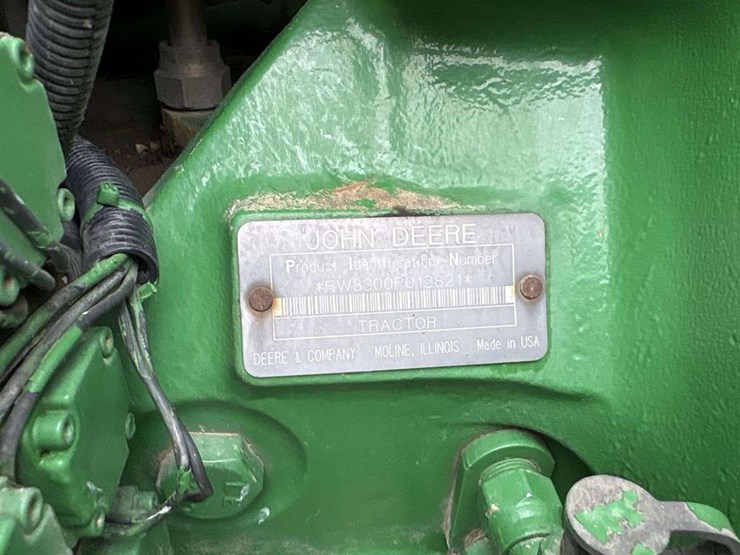 john-deere-8300-image-22
