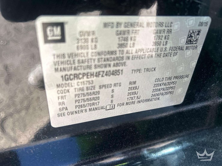 2015-chevrolet-silverado-1500-crew-cab-pickup-truck-image-5