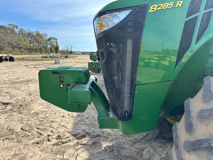 2010-john-deere-8285r-image-28