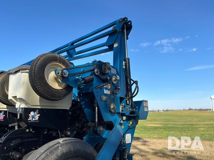 2022-kinze-3600-image-42