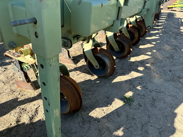 #33734-•-orthman-16-row-30"-bedder-lister-image-38