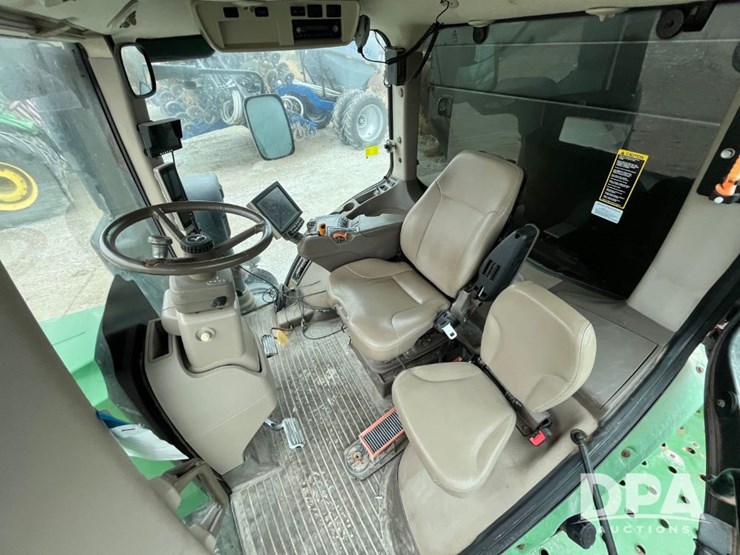 2017-john-deere-f4365-image-54