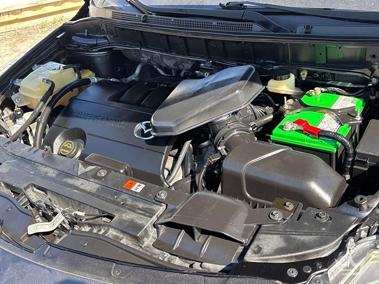 2014-mazda-cx9-image-7