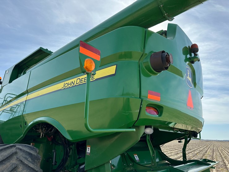 john-deere-s690-image-21