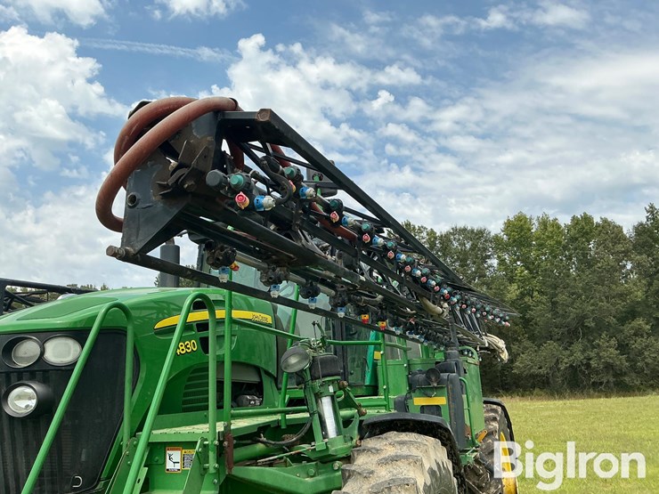 2012-john-deere-4830-image-15