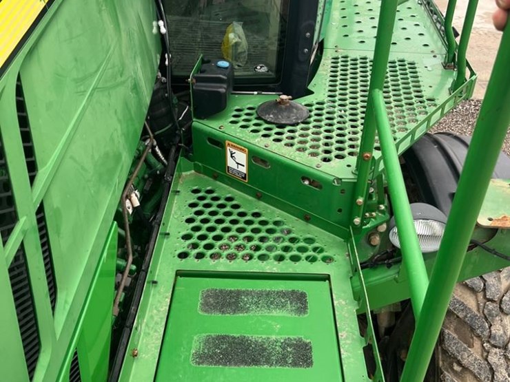 2014-john-deere-r4038-image-15