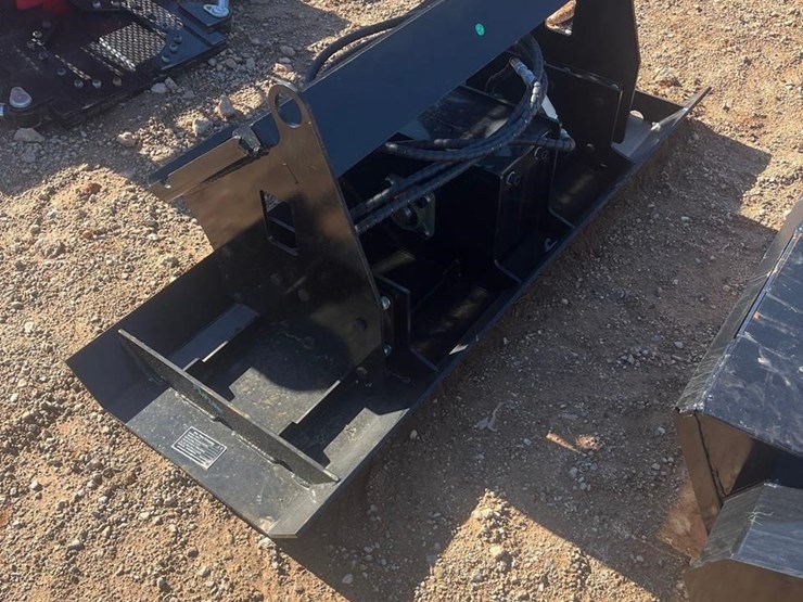 future-hydraulic-skid-plate-compactor-image-1