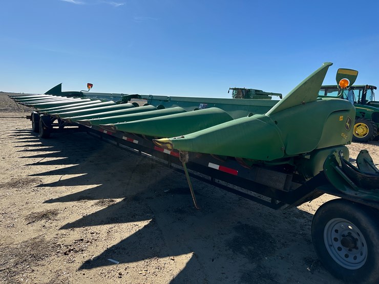 2012-john-deere-616c-image-2