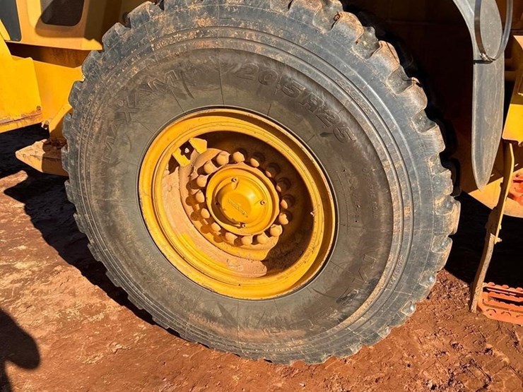 2018-volvo-l70h-image-15