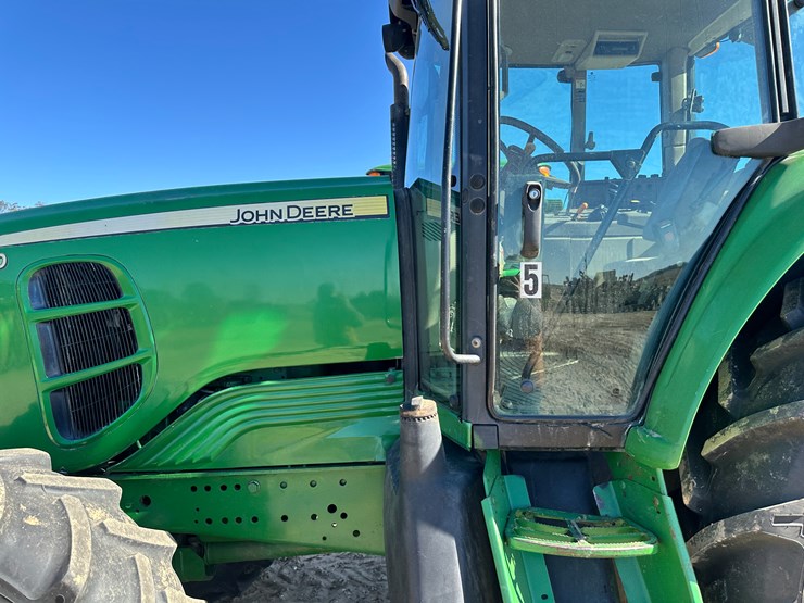 2010-john-deere-7130-image-24