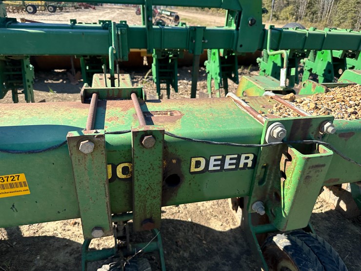 john-deere-16-image-62