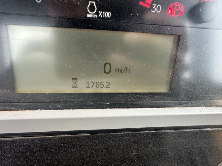 2022-caterpillar-140gc-image-108