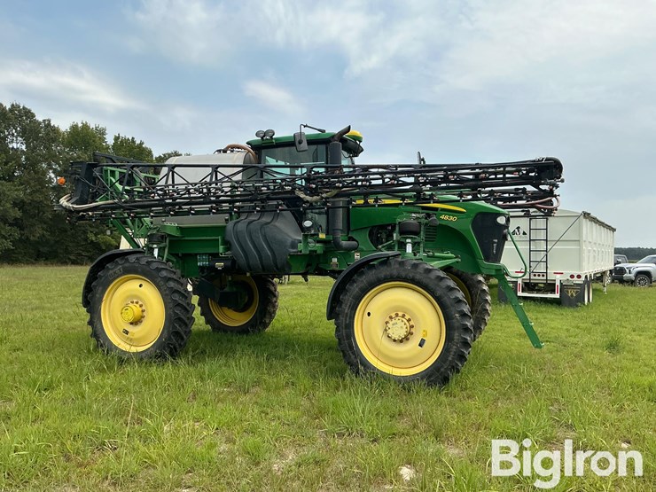 2012-john-deere-4830-image-4