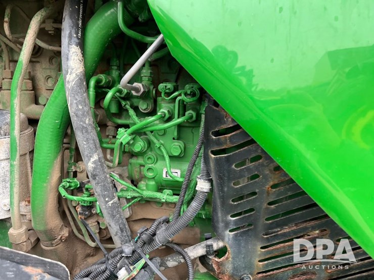 2017-john-deere-f4365-image-19