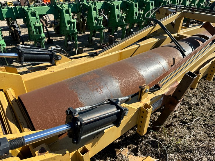 #33729-•-brandt-16-row-30"-hr40-hipper-roller-image-32