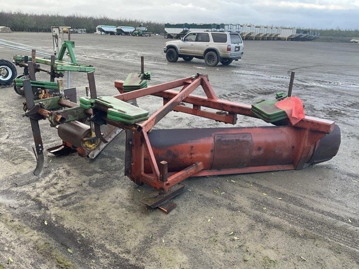 yonkers-johnson-3-pt-ditch-closer-image-6