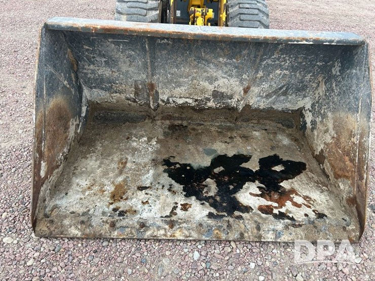 2013-gehl-540-image-8