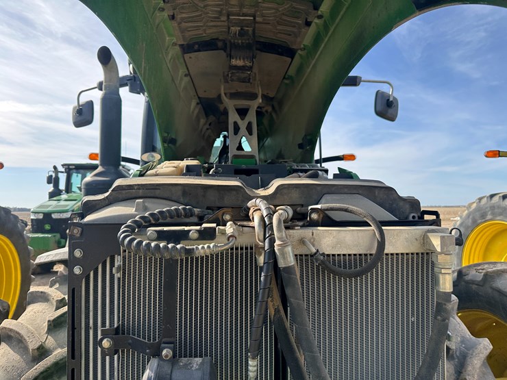 2012-john-deere-8360r-image-52