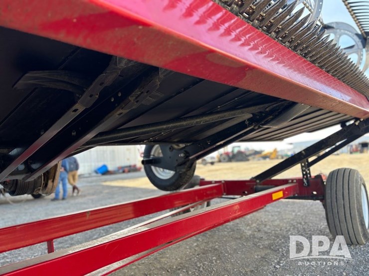 2023-mac-don-fd240-image-41