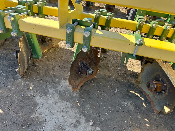 #33730-•-roll-a-cone-16-row-30"-hipper-image-29