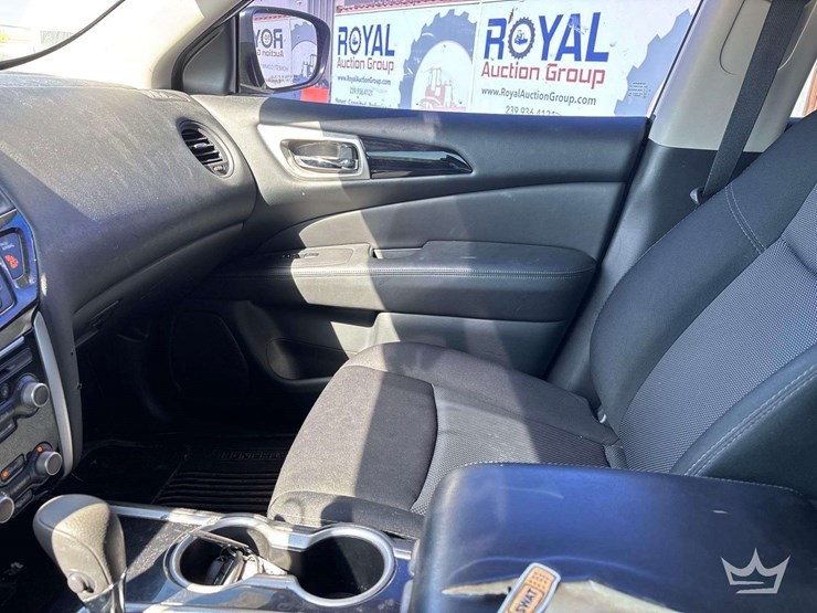 2018-nissan-pathfinder-image-17