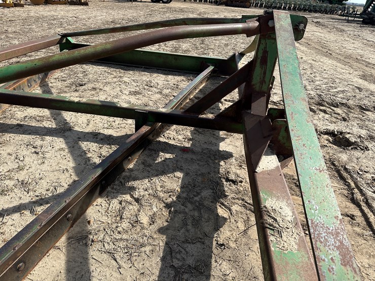 #33790-•-15'-land-leveler-image-14