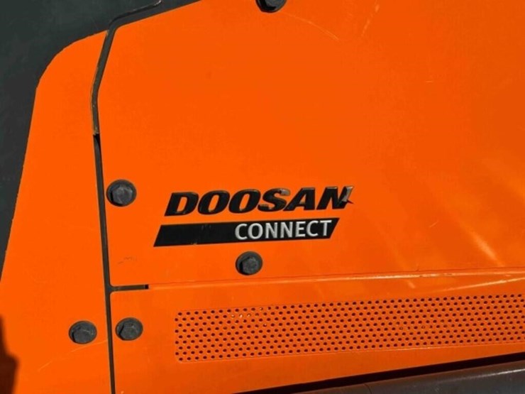 2024-doosan-dd100-image-11