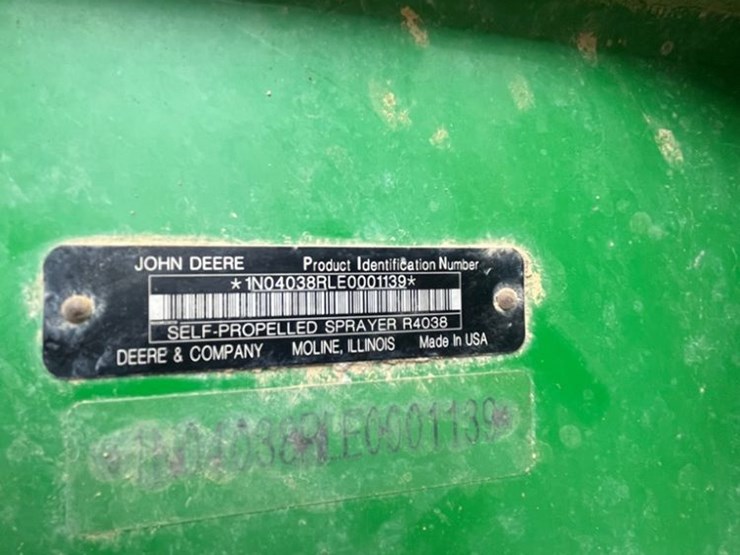 2014-john-deere-r4038-image-26