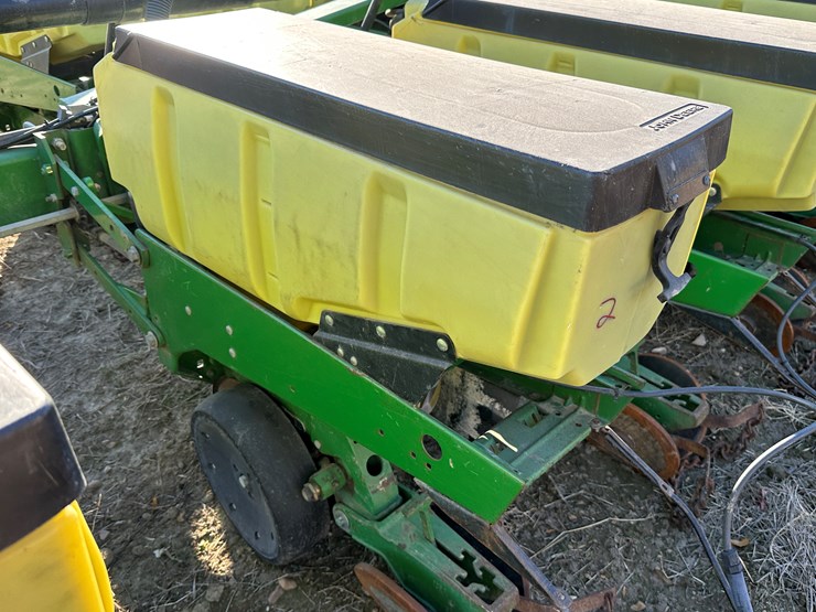 john-deere-1720-image-7