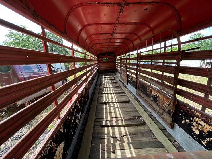 #9390-•-1974-hale-24'-t/a-stock-trailer-j7451924-image-11