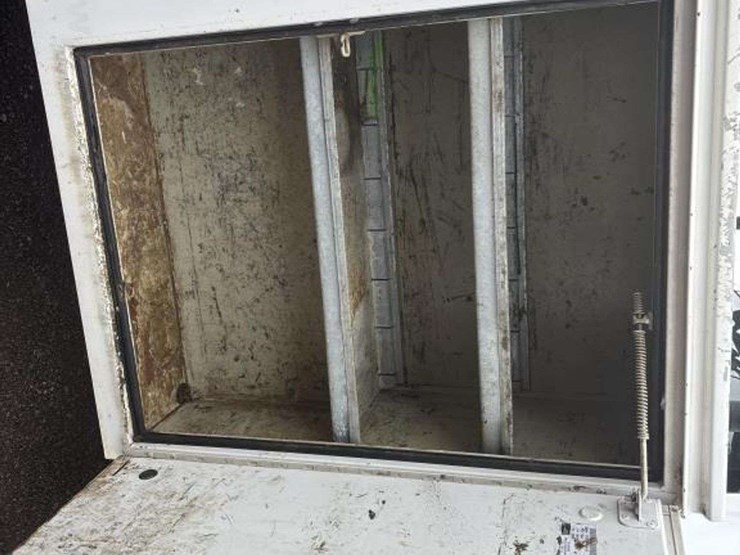 2014-chevrolet-2500-image-19