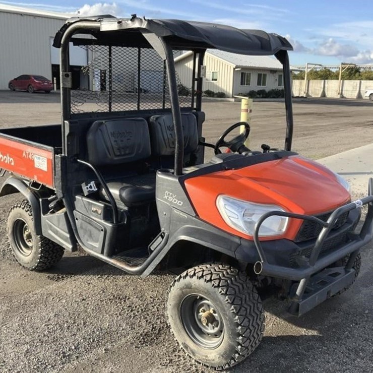 KUBOTA RTV900