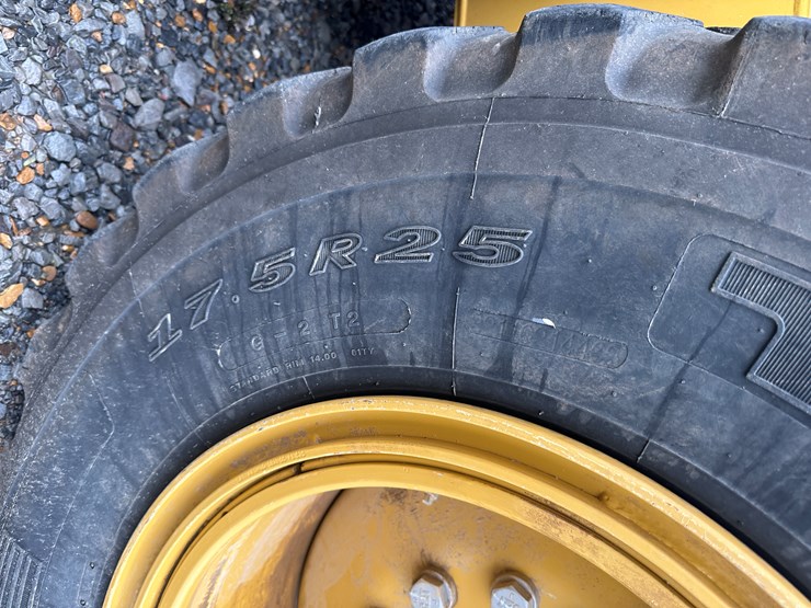 2022-caterpillar-140gc-image-5