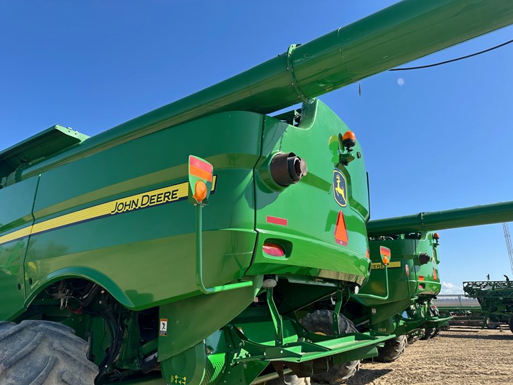 john-deere-s690-image-21