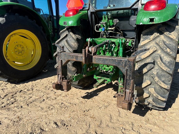 2011-john-deere-5095m-image-15