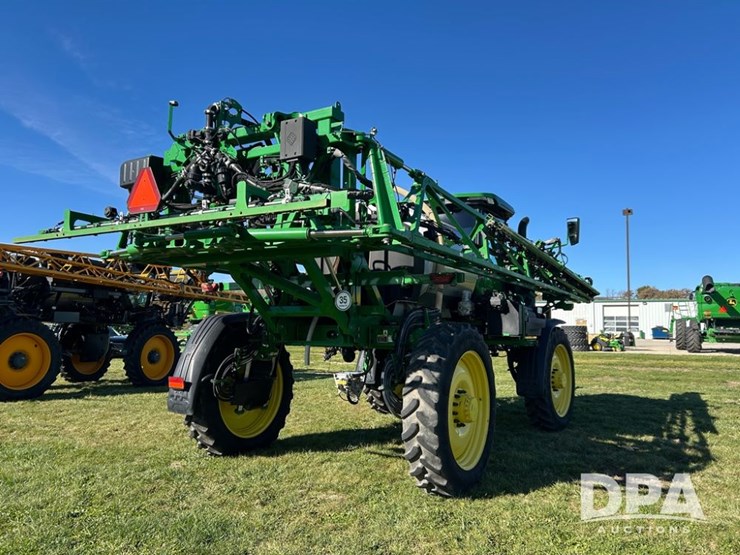 2022-john-deere-410r-image-8
