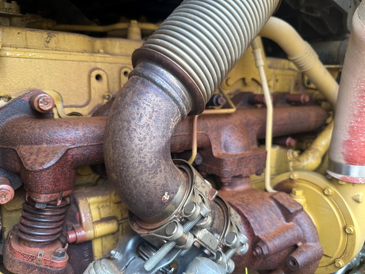 2022-caterpillar-140gc-image-76