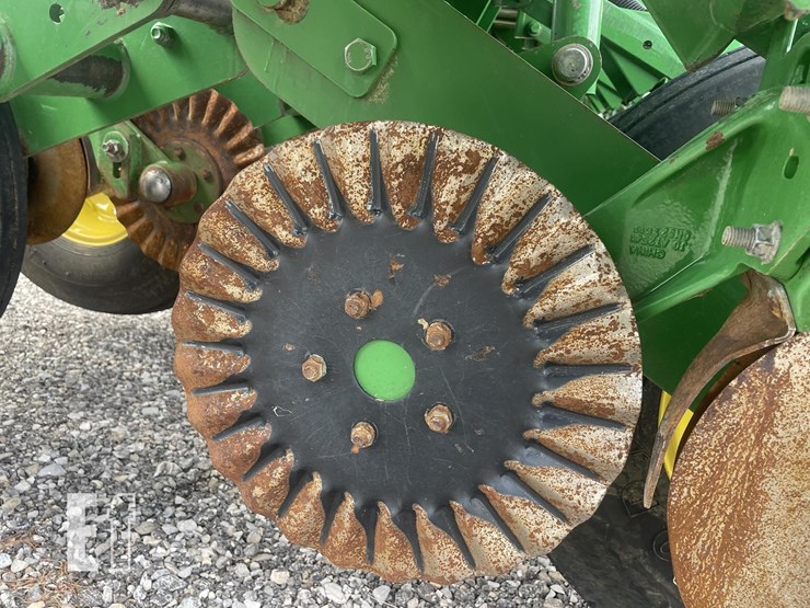 2012-john-deere-1790-image-11