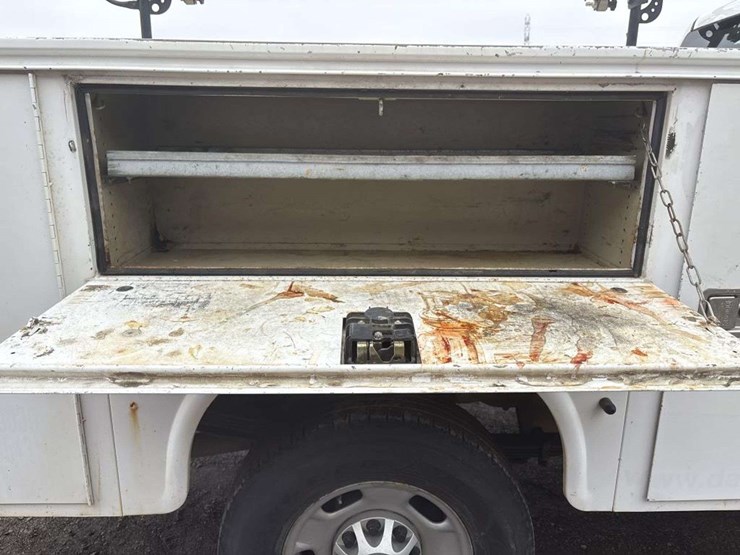 2014-chevrolet-2500-image-18