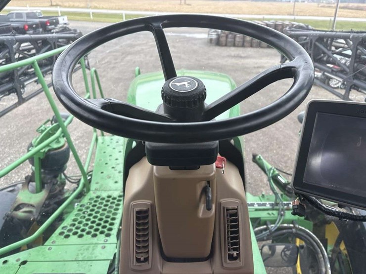 john-deere-4830-image-30