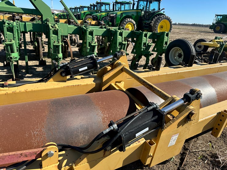 #33729-•-brandt-16-row-30"-hr40-hipper-roller-image-38